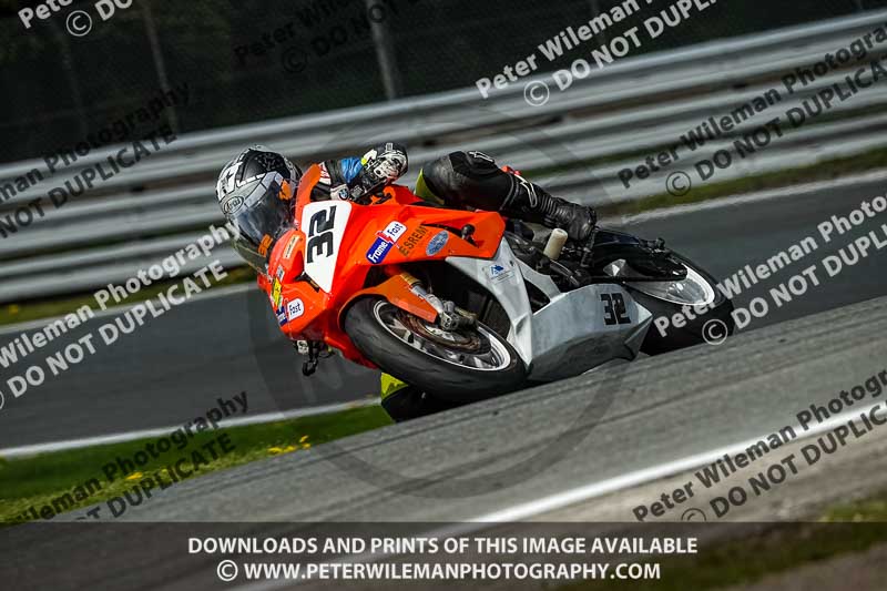 anglesey;brands hatch;cadwell park;croft;donington park;enduro digital images;event digital images;eventdigitalimages;mallory;no limits;oulton park;peter wileman photography;racing digital images;silverstone;snetterton;trackday digital images;trackday photos;vmcc banbury run;welsh 2 day enduro